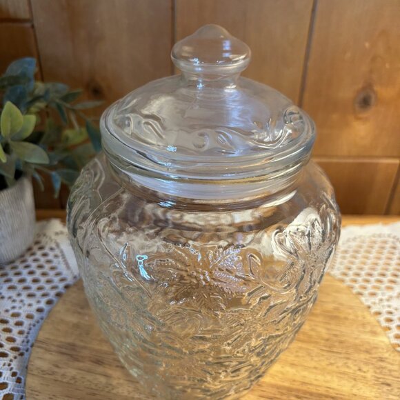 Princess House Fantasia Medium Size Canister - Picture 1 of 1